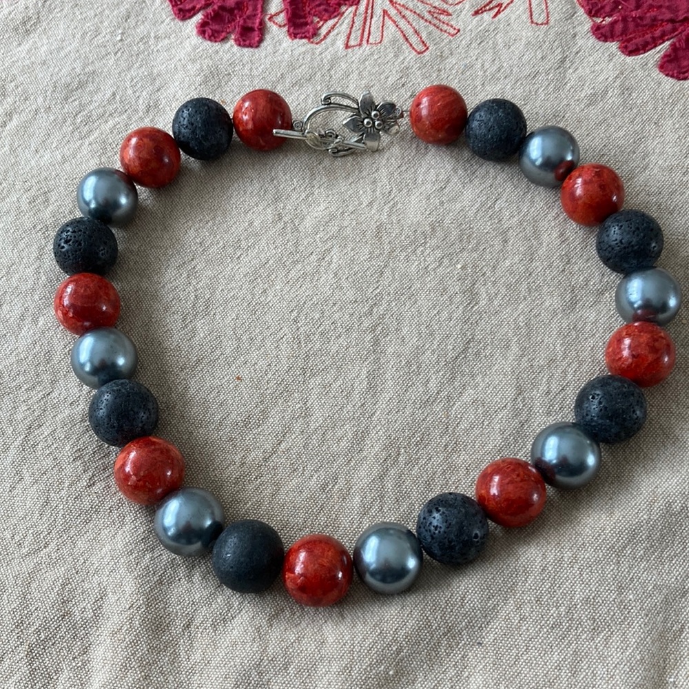 Laura Hansen Designs Sponge Coral Lava Stone & Grey Shell Pearl Necklace 16”